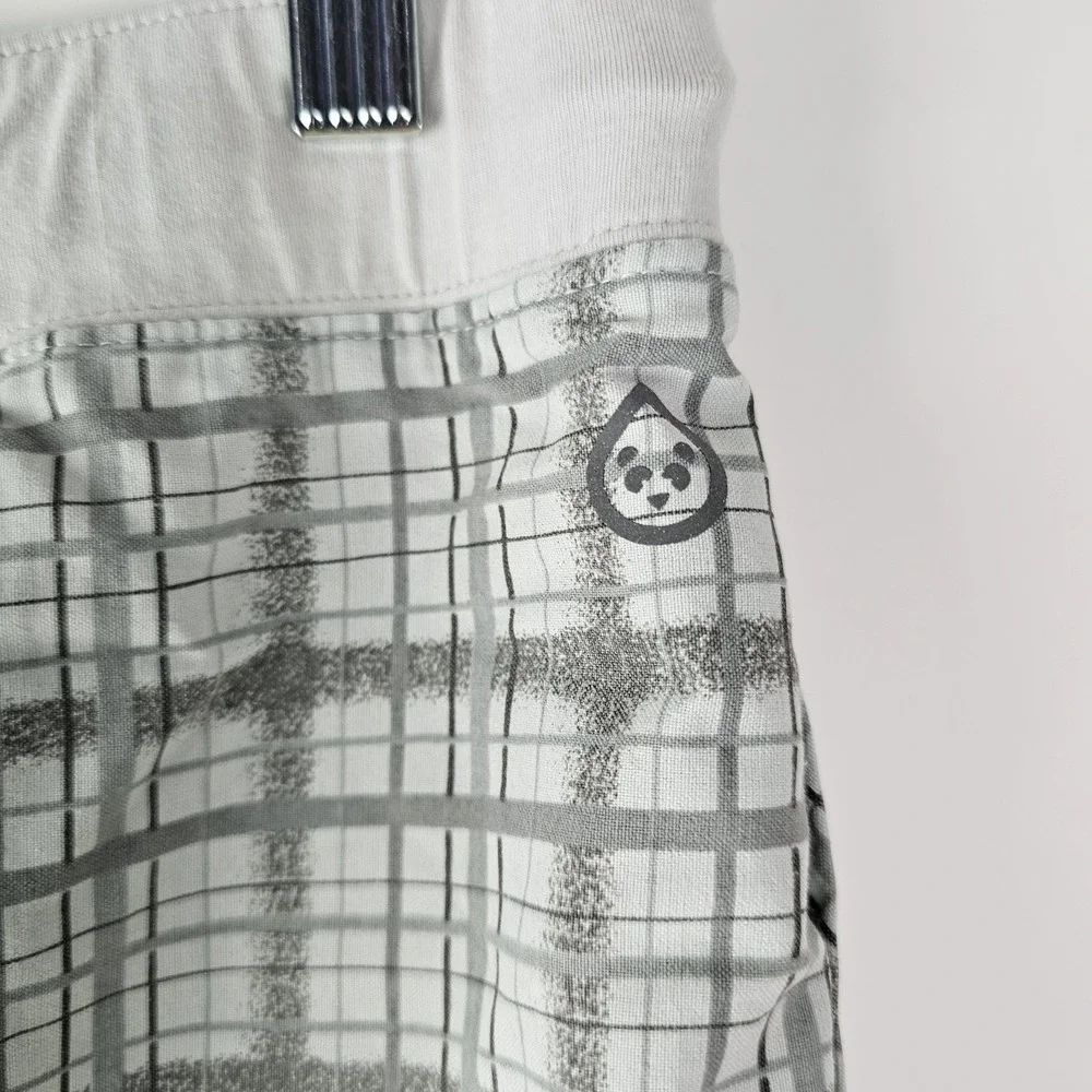 TASC Skirt Womens Size M Gray Plaid Skort Active Hiking Walking‎ Outdoor Ladies